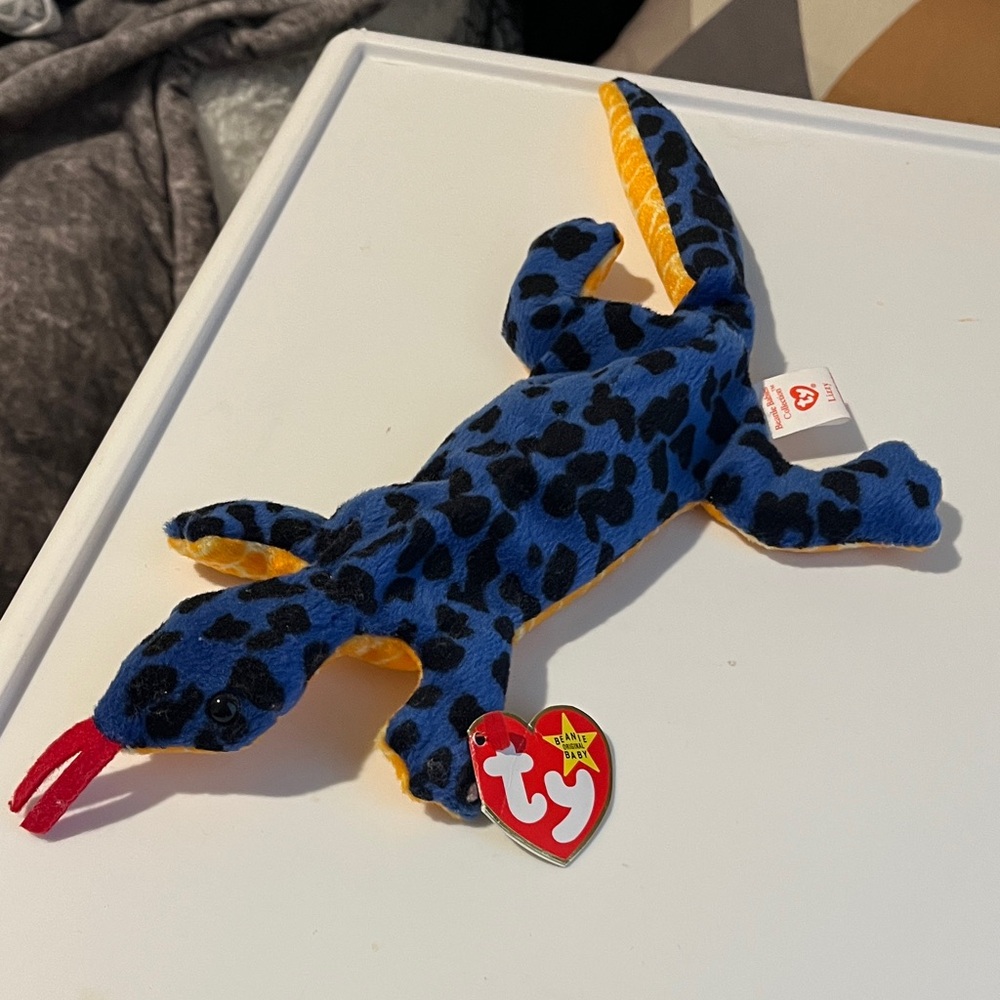 Rare Ty Beanie Baby “Lizzy” Reptile Lizzard 1995 Vintage